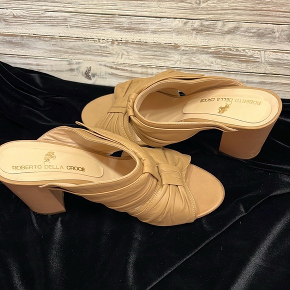 Roberto Della Croce Tan Leather Chuncky Heel Mule - Picture 4 of 8